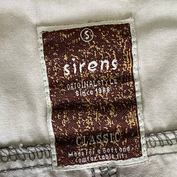 Sirens girls camouflage embroidery detailing zipper front jacket. Size S. Used. - Picture 4 of 14